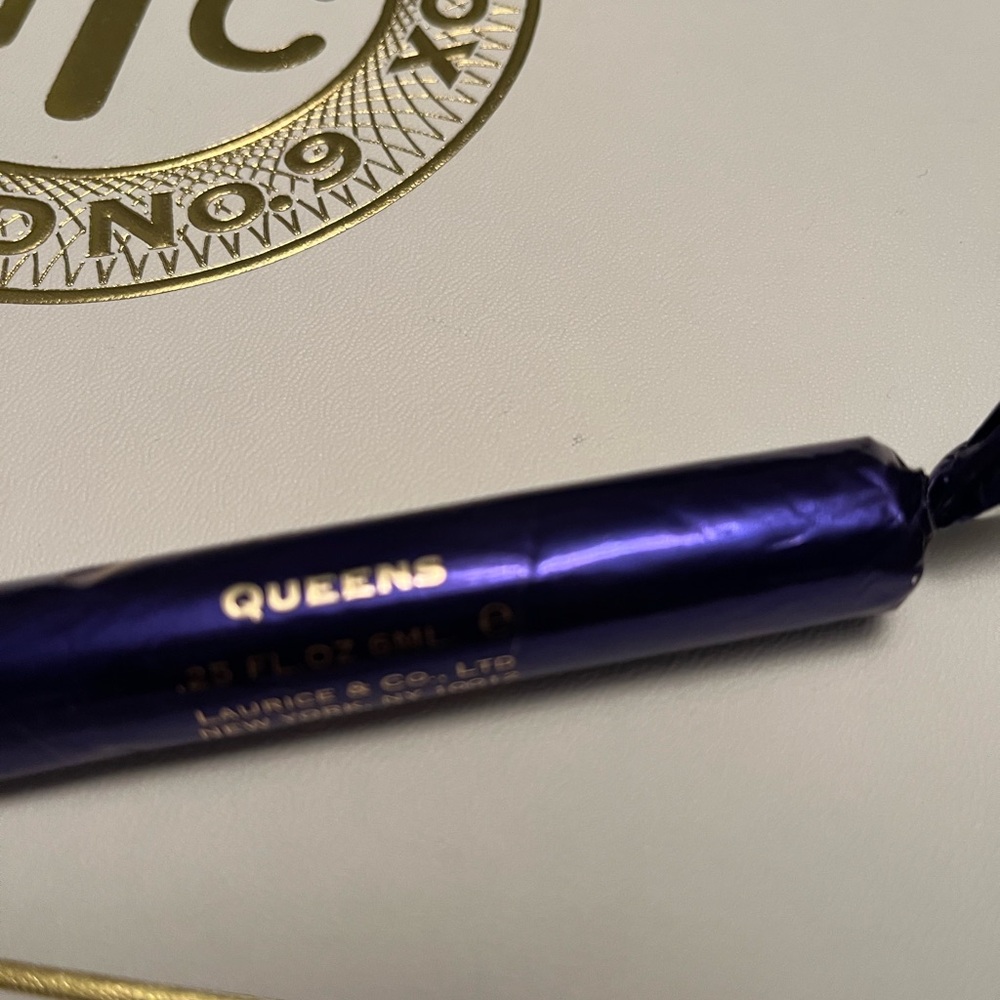 Bond No.9 New York-Queens 0.25 brand new refillable from the Bon Bon collection
